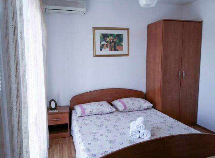 Apartmani Jovic 马卡尔斯卡 外观 照片